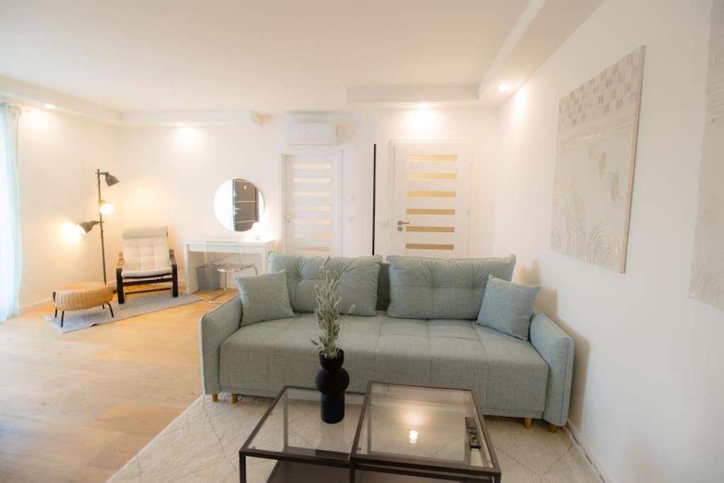 Charming Apartment In Heart Of Vienna L Jos20 Luaran gambar